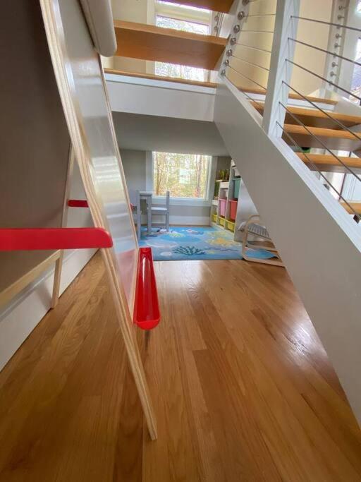 Villa Luxury Modern Waterfront Retreat Montross Exterior foto
